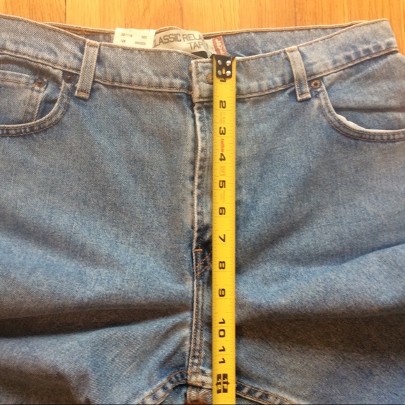 Misses Levi’s High Rise 550 MOM Jeans - Picture 3 of 7